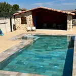 La Casa Rosa بيت للعطل *