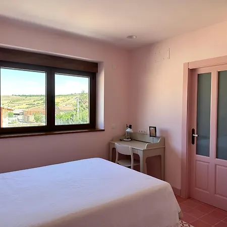 La Casa Rosa Burgo